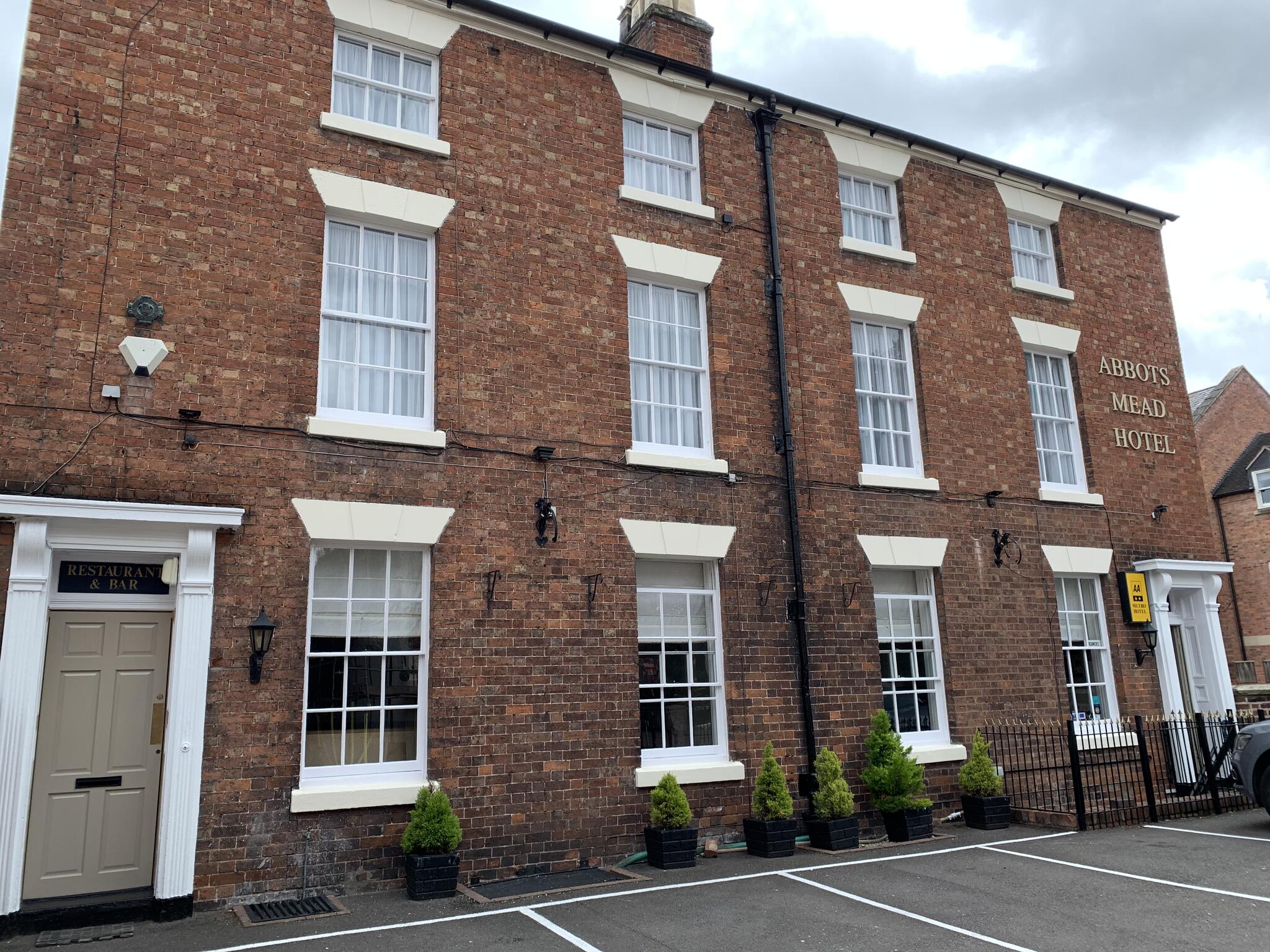 Abbots Mead Hotel 1 Shrewsbury Nextdoor
