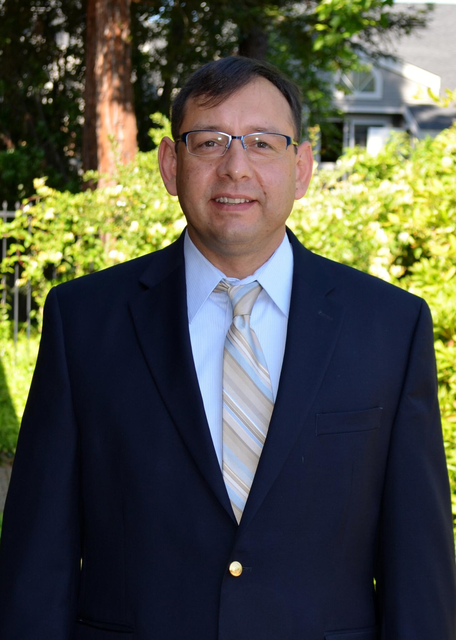 Bob Morales Independent Insurance Broker/Advisor 3