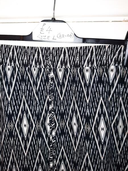 Reduced To 2 50 Size 22 24 Skirt Bonmarche Vgc For 3 In Weymouth Engl Finds Nextdoor