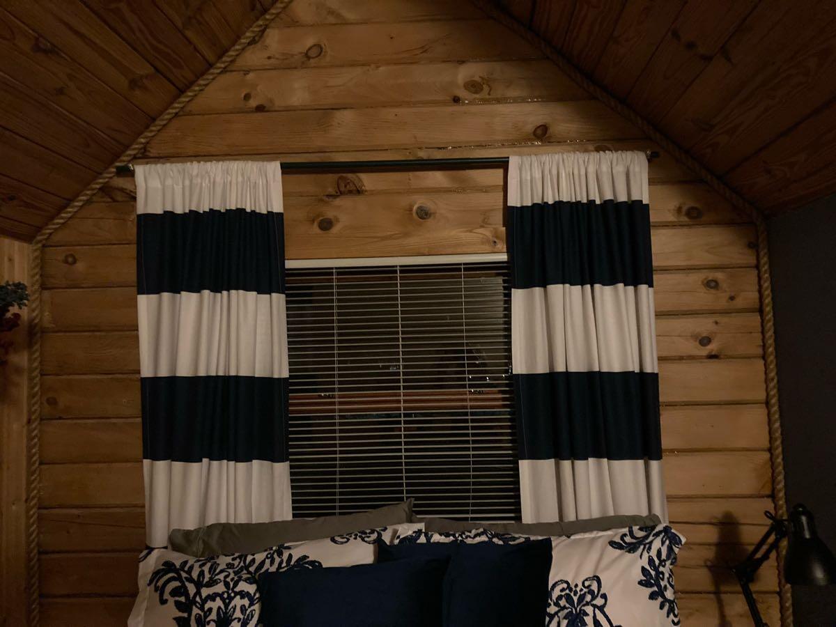 20 Tommy Hilfiger Navy White Curtains 52w X 87l For Sale Free Nextdoor