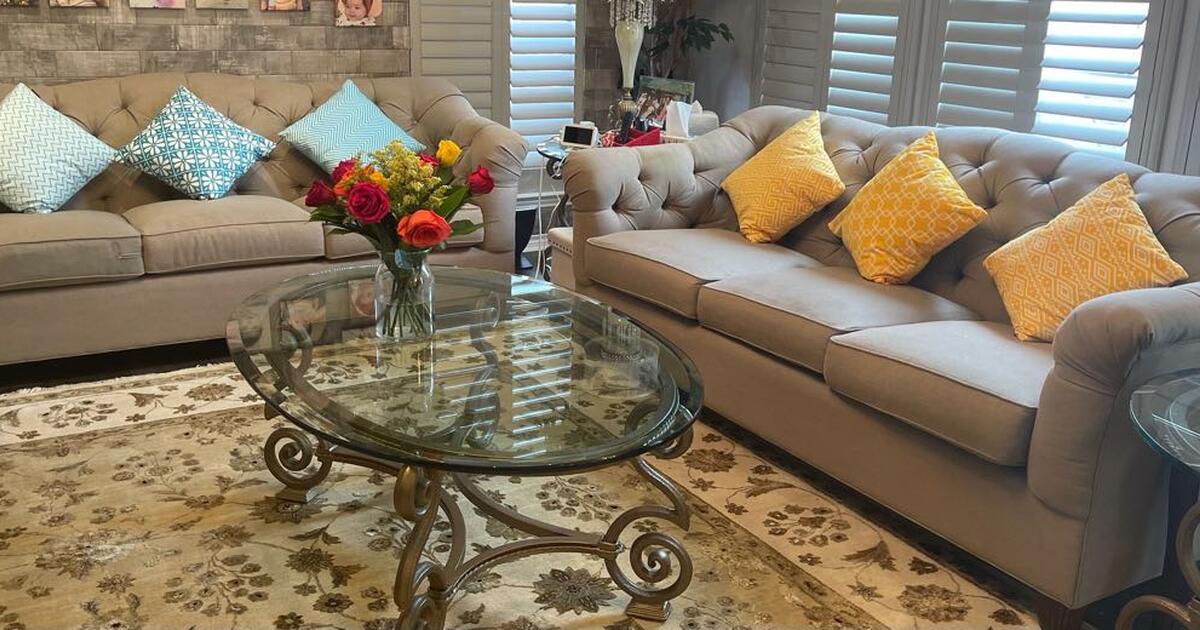 Set of sofa( 2 pieces) for 500 in San Antonio, TX Finds — Nextdoor