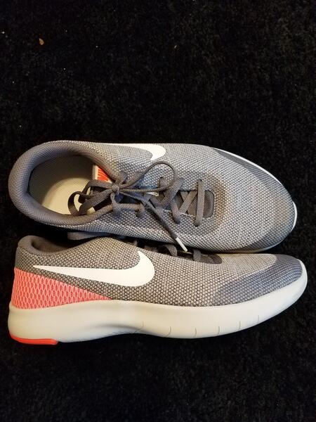 nike free run womens 8.5