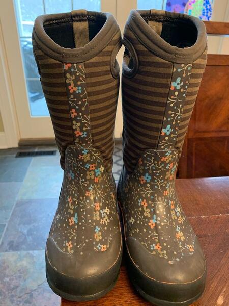 boys bogs size 12