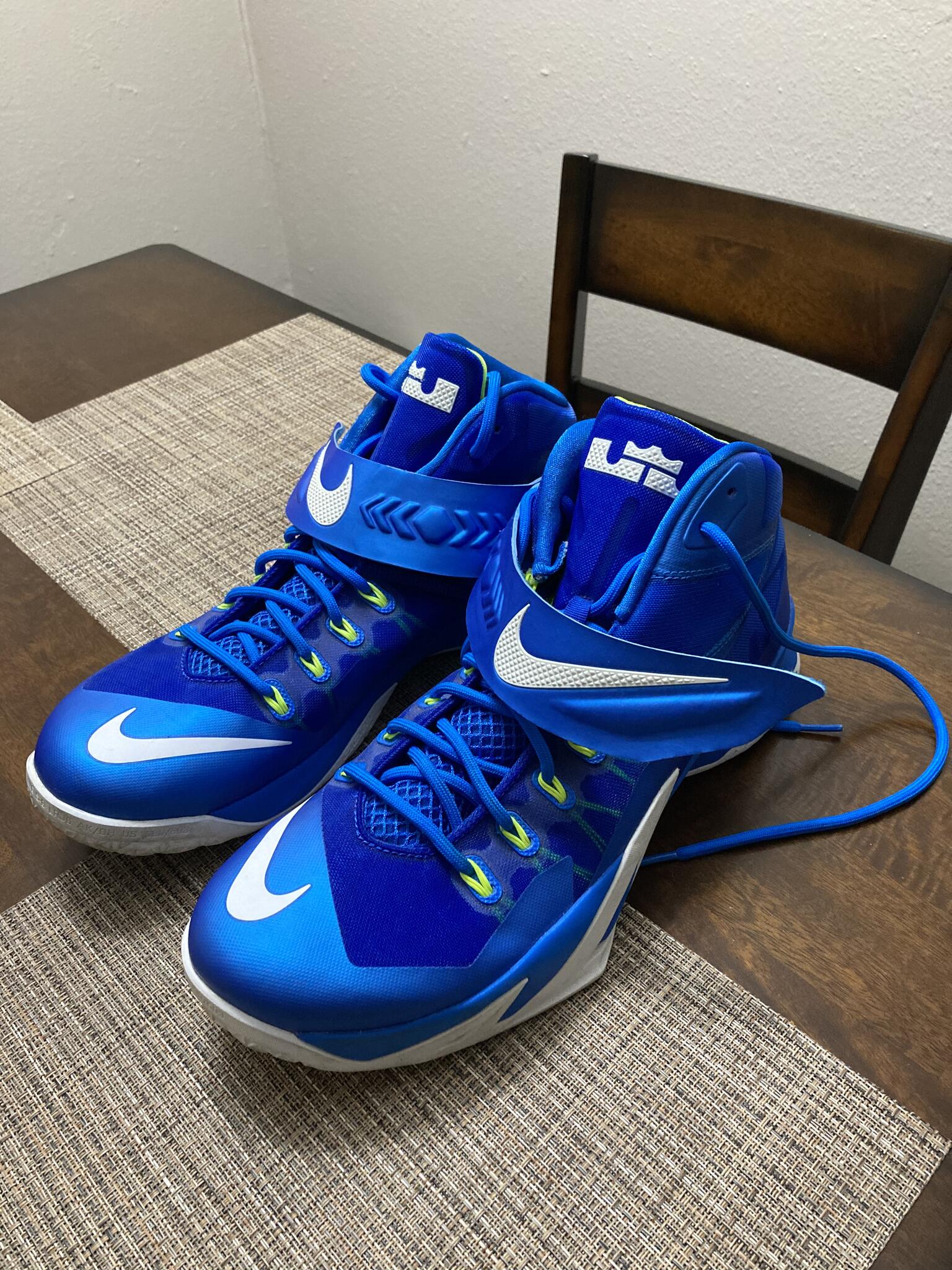 lebron james blue sneakers