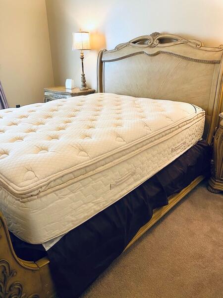 6pc Cindy Crawford Queen Bedroom Set For 550 In Covington La Finds Nextdoor