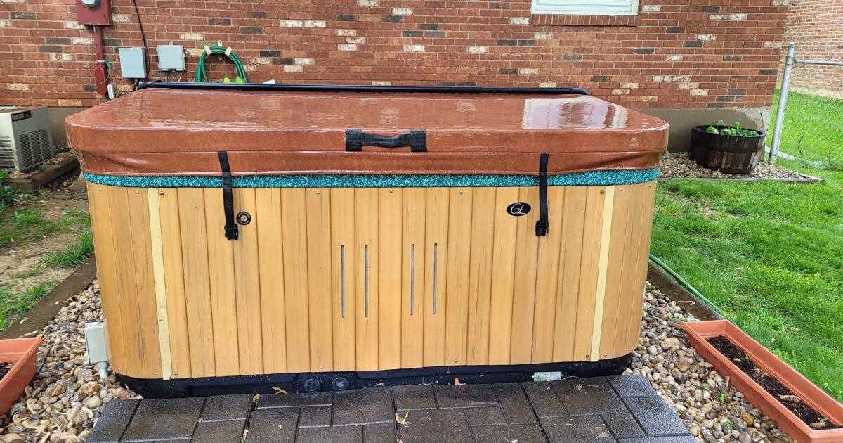 Great Lakes Hot Tub for Free in Louisville, KY Finds — Nextdoor