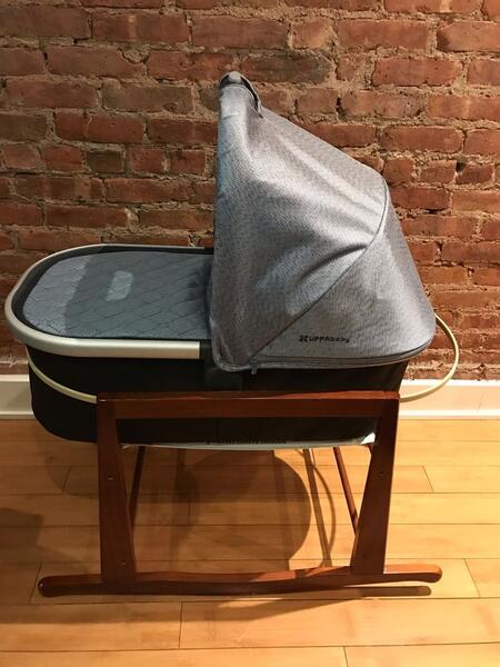 uppababy bassinet rocking stand