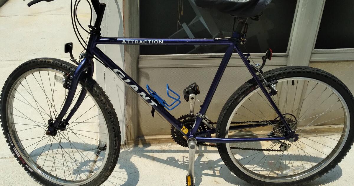 giant attraction bike price