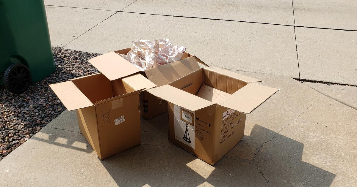 Free Moving Boxes and Packing Paper Available for Free in Lafayette, CO