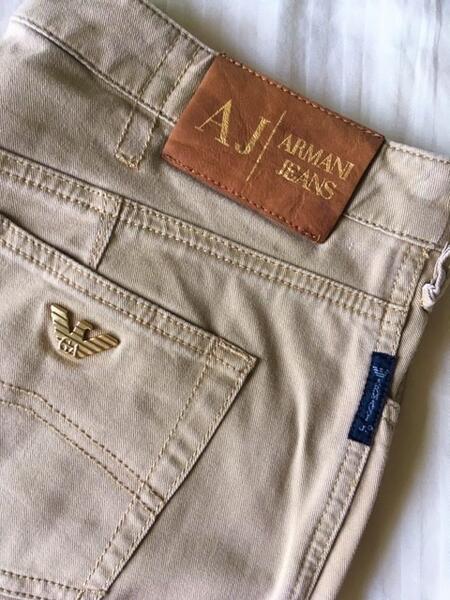 Te Koop: Armani Jeans, Kleur: Kaki / Beige, Confectiemaat: 42 Voor 25 € In  Roermond, LB | Vondsten — Nextdoor