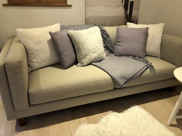 Room Board 2 Cushions Cade Sofa New 2000 For 150 In Churt Engl Finds Nextdoor