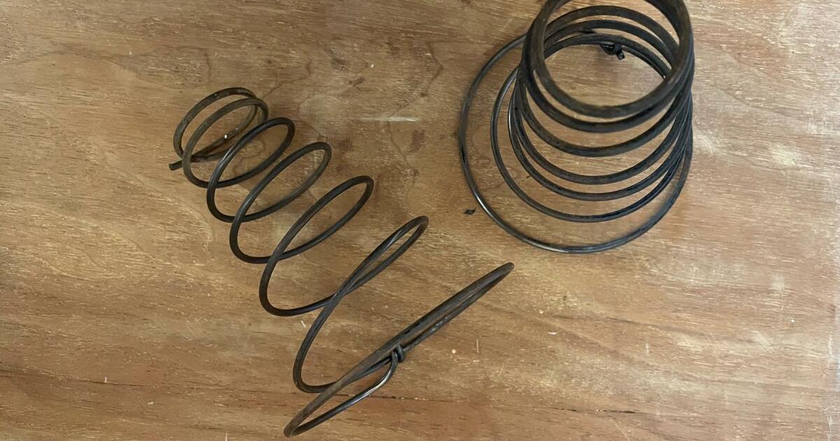 25 · Upholstery springs — Nextdoor