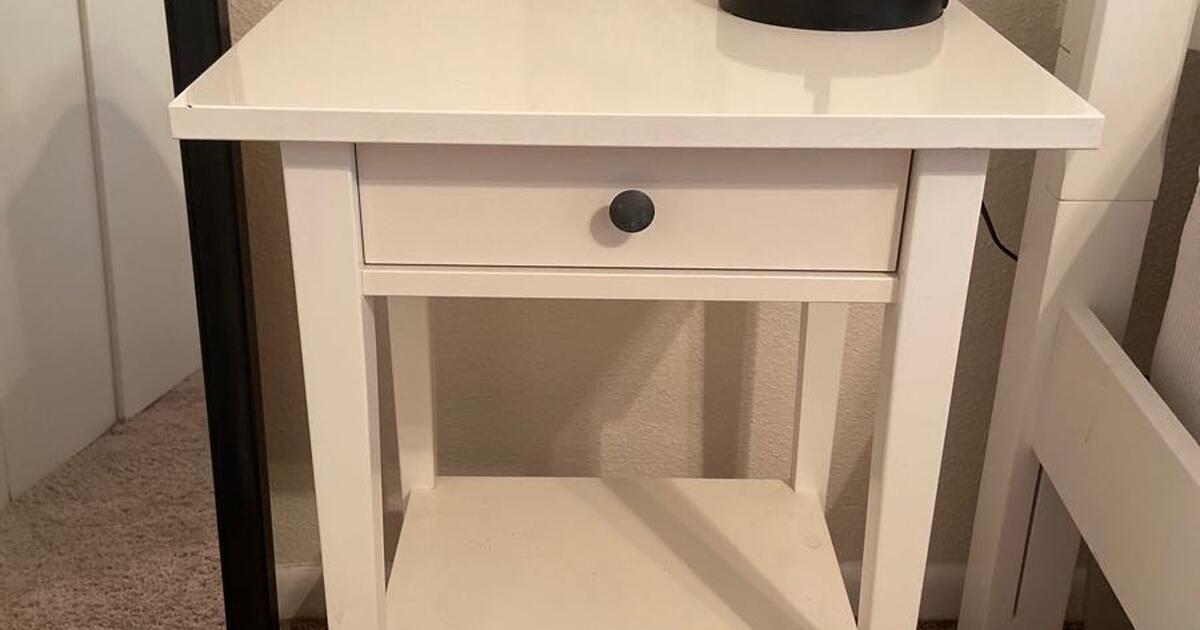 White IKEA end table for 15 in Houston, TX Finds — Nextdoor