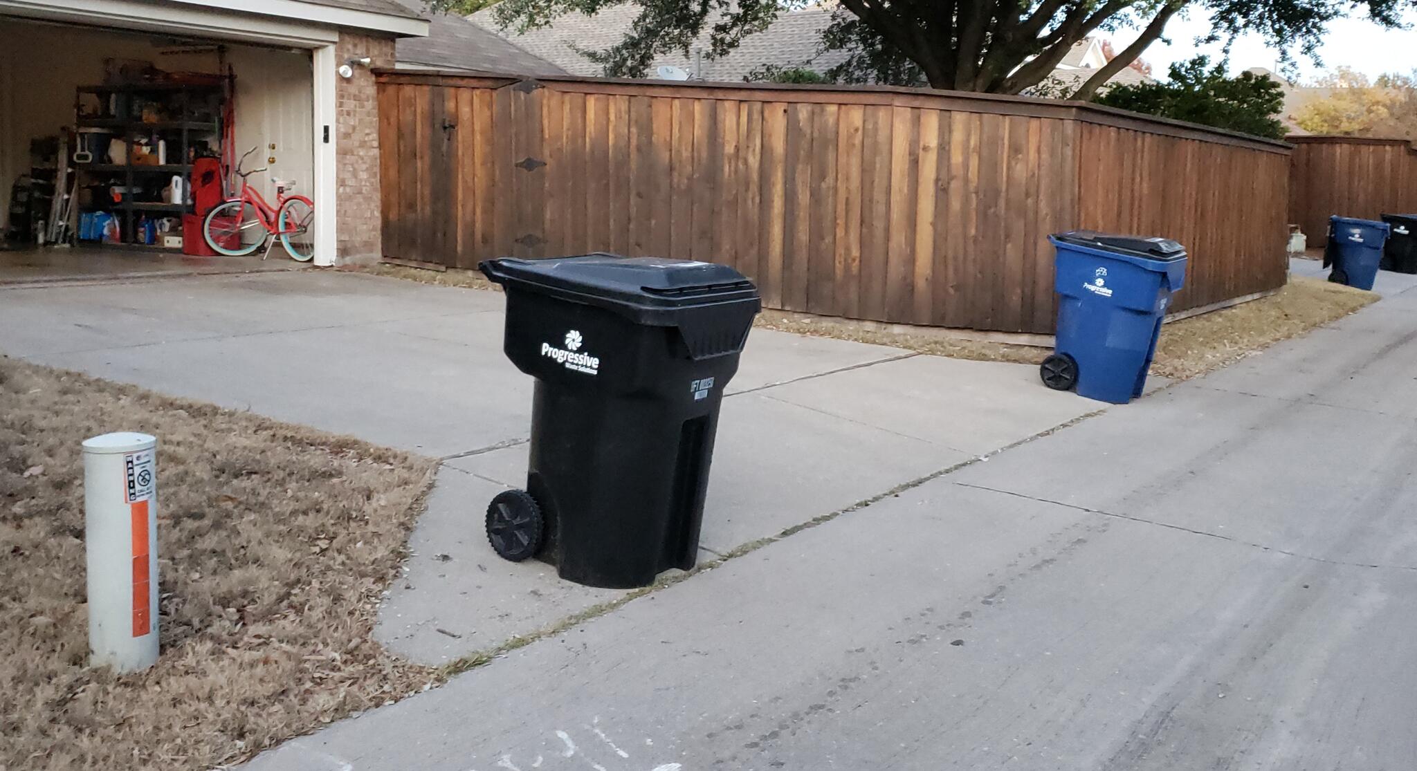 Trash and Recycling Pickup on Normal Schedule (City of Frisco