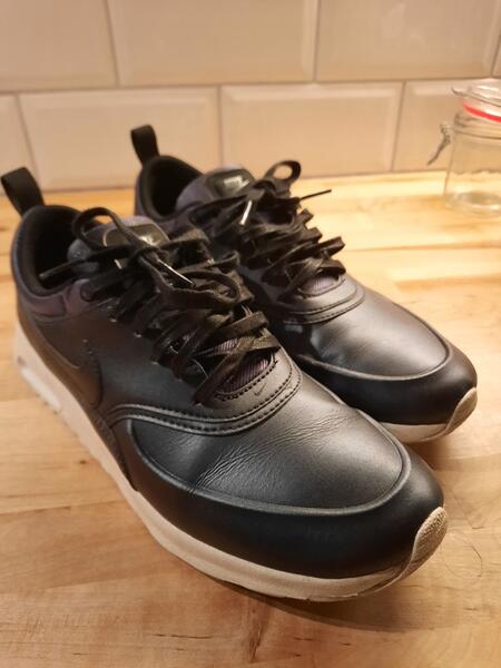 Nike Air Max Thea Schoenen Maat 40 Voor 17 € In Rotterdam, ZH | Vondsten —  Nextdoor