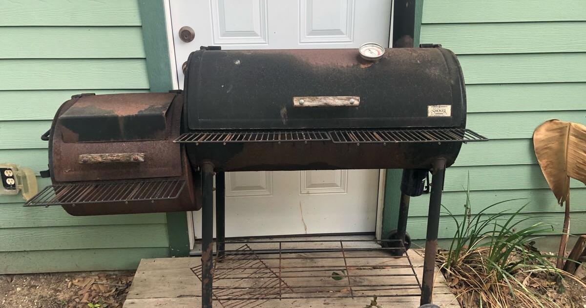 New Braunfels Smoker 4 ft unit for 75 in Houston, TX Finds — Nextdoor