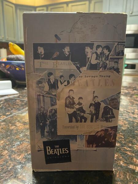 15 The Beatles Anthology Vhs Box Set 1996 Apple Capitol 8 Video Cassette Tape Set Nextdoor